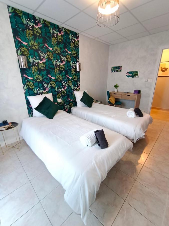 Le Savana Lodge Chanas Eksteriør billede