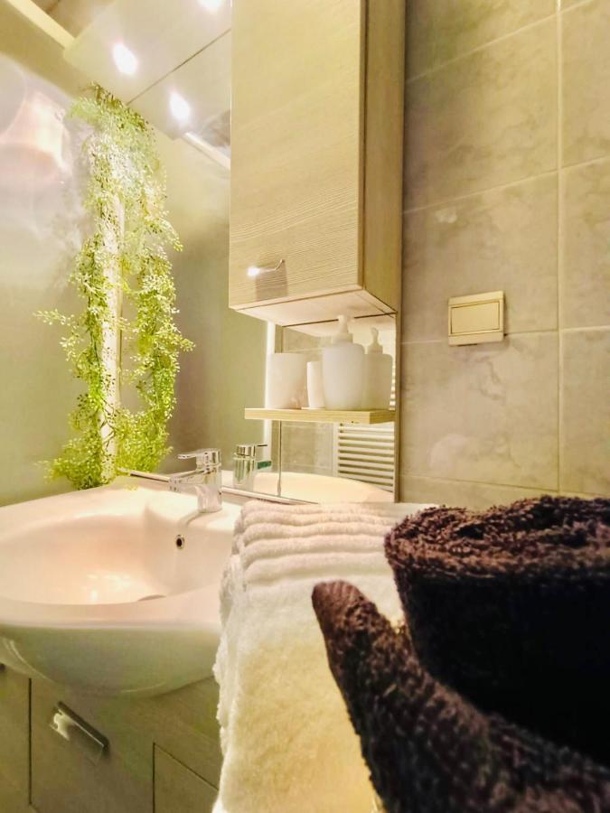 Le Savana Lodge Chanas Eksteriør billede